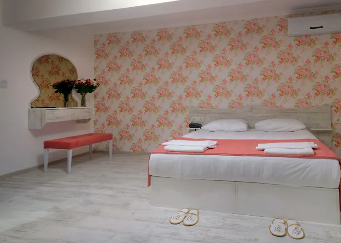 أبرو سيزينلير 3*